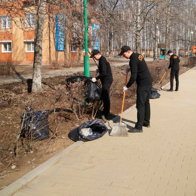 Уборка листьев в Новокузнецке